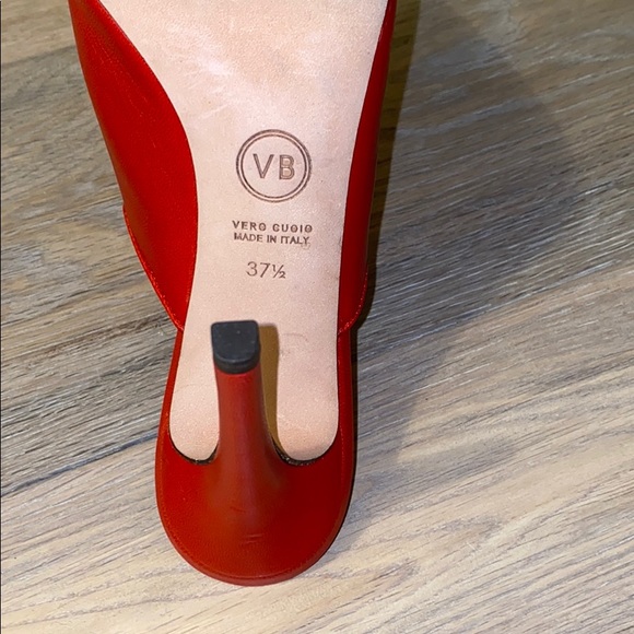 Veronica Beard red mules - Picture 3 of 4